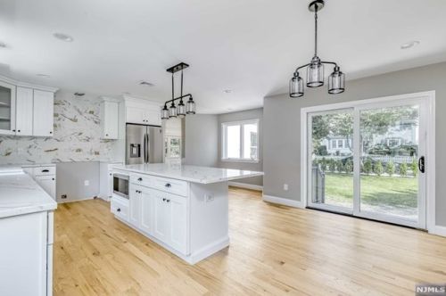 441 Northern Pkwy, Ridgewood NJ  07450-1720 exterior