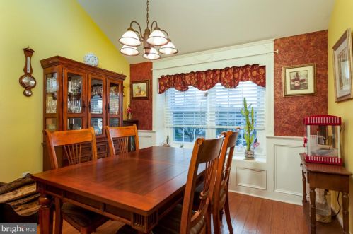 403 Stratford Ct, Lansdale PA  19446-6374 exterior