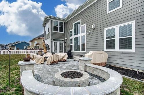 735 Meadow Ridge Way, Marysville OH  43040-8119 exterior