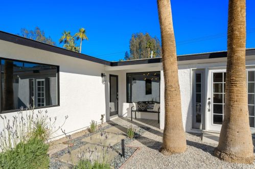 52190 Avenida Diaz, La Quinta CA  92253-3226 exterior