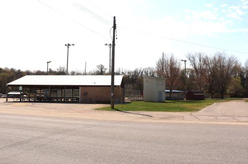 20148 Mill Rd, Centerville WI  54630-7292 exterior