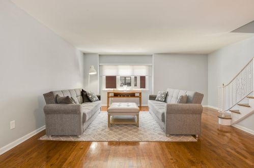 19 21st St, Bayonne, NJ 07002-8684