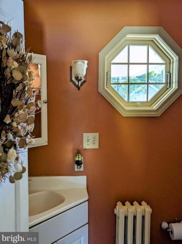 349 Governors Ave, Dover DE  19904-3005 exterior