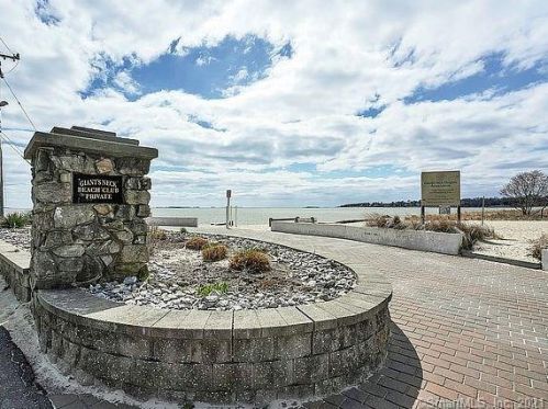 60 White Birch Cir, Niantic, CT 06357-1608