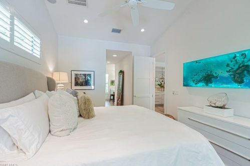 1287 10th Ave, Naples FL  34120-3634 exterior