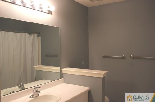 404 Cypress Ln, East Brunswick NJ  08816-5249 exterior