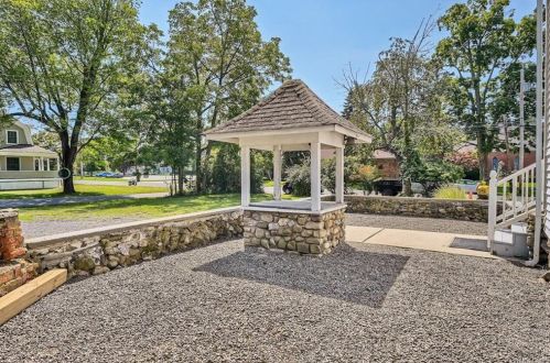 81 Union St, Montgomery NY  12549-1324 exterior