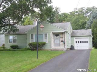 510 Meadow Rd, Syracuse, NY 13219-2312