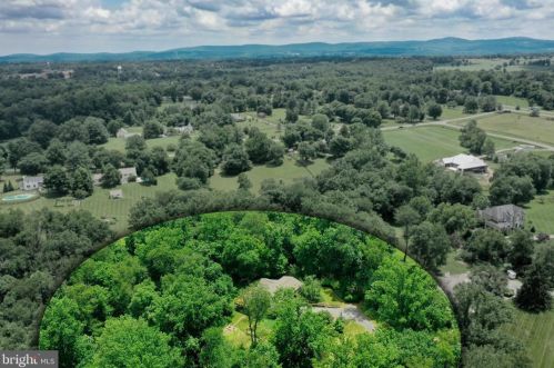 23348 Mersey Rd, Middleburg, VA 20117-3522