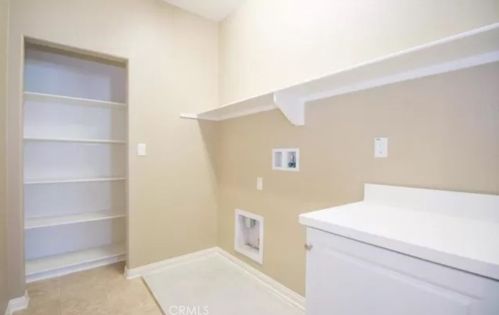 6755 Edinboro St, Chino CA  91710-1309 exterior