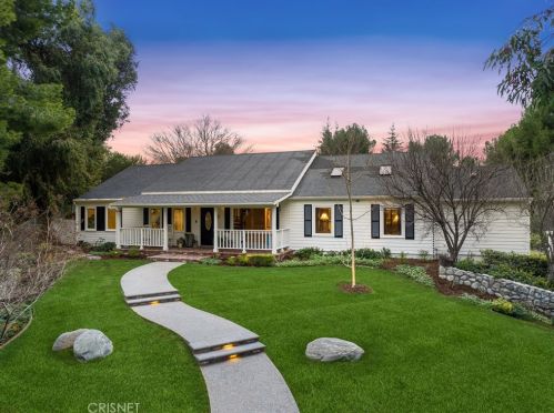 23122 8th St, Santa Clarita, CA 91321-2708