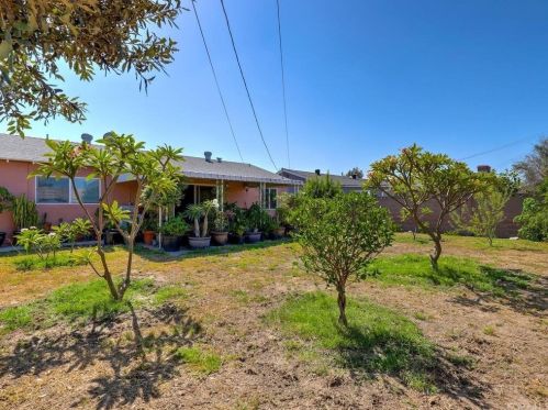 7845 La Mirada Cir, Buena Park CA  90620-2308 exterior