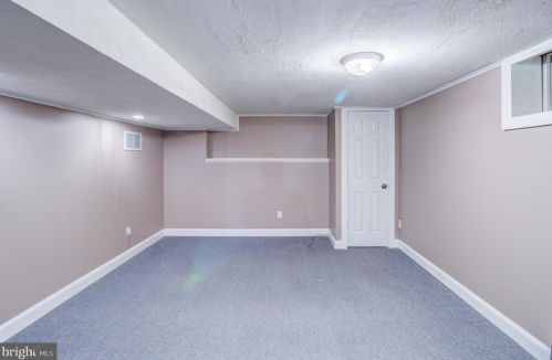 7 Zelley Ave, Trenton NJ  08620-2321 exterior