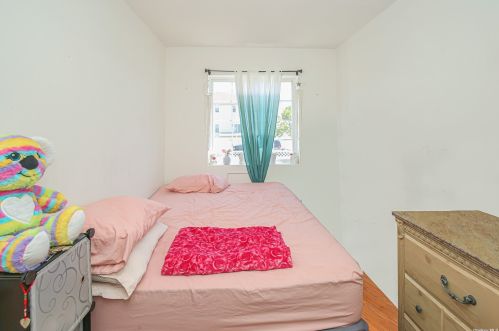 69-04 Bch Channel Dr, Far Rockaway NY  exterior