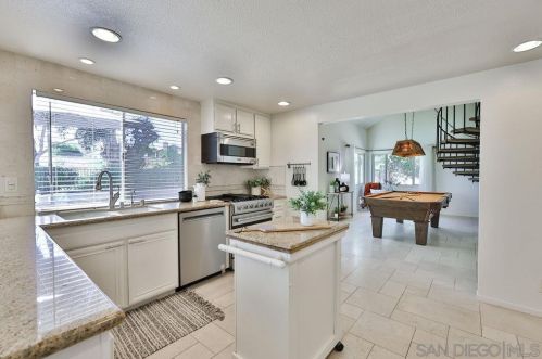 4266 Cartulina Rd, San Diego CA 92124-2102 exterior