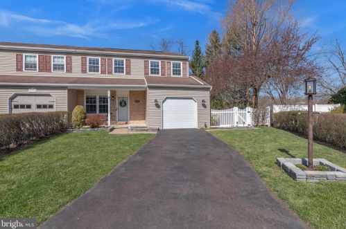 294 Pamela Cir, Harleysville, PA 19438-1913