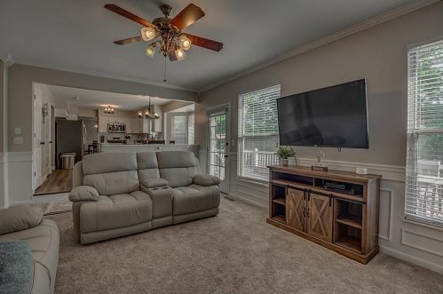 1764 Persimmon Ct, Florence KY  41042-2592 exterior