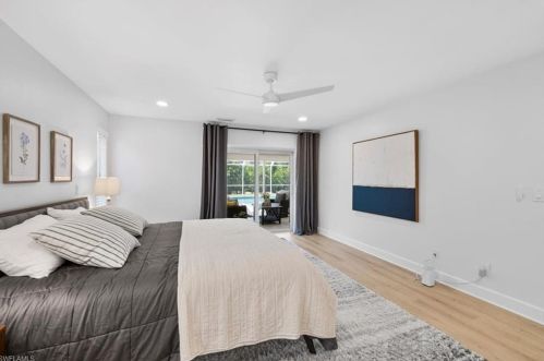 10461 Regent Cir, Naples FL  34109-1571 exterior