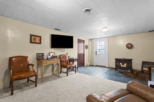 2401 Scrubgrass Rd, Grove City PA  16127-6629 exterior