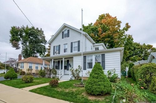 38 Fair St, Norwalk, CT 06851-3516