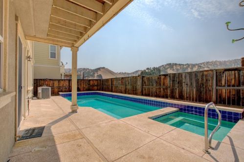 9445 Vintner Cir, Grayson, CA 95363-8902
