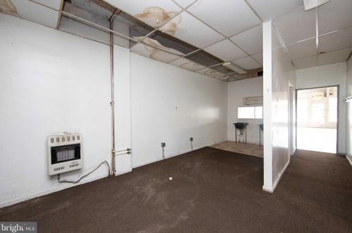 7701 Park Ave, Camden NJ  08109-3534 exterior