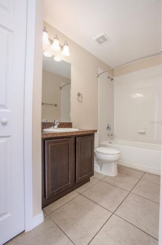 2220 Windsor Lake Cir, Sanford FL  32773-5726 exterior