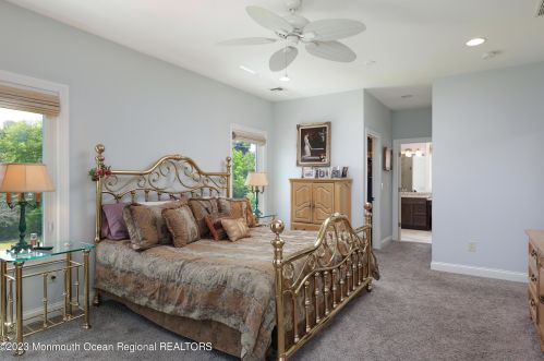 8 Benton Ave, Leonardo NJ  07737-1403 exterior