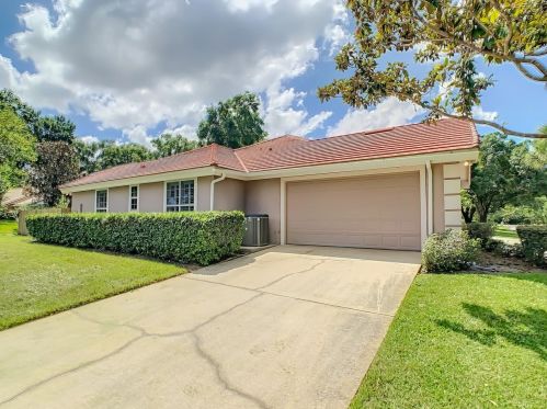 1285 Wellington Ter, Maitland FL  32751-3465 exterior