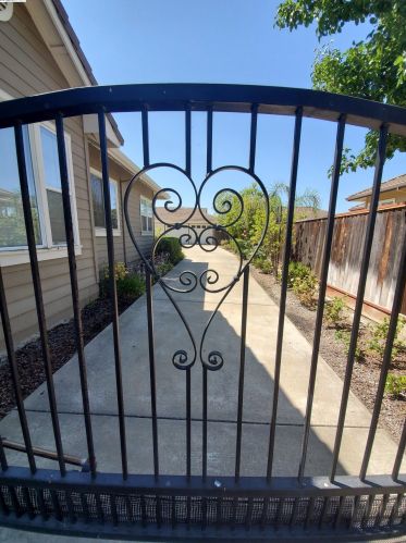 1908 Parkside Ct, Livermore, CA 94551-5416
