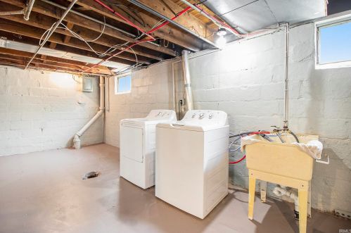 510 12 St, Mishawaka IN 46544-5411 exterior