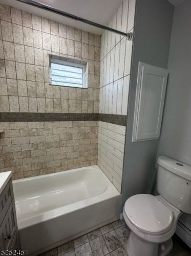 1029 Chandler Ave, Roselle NJ  07203-2746 exterior