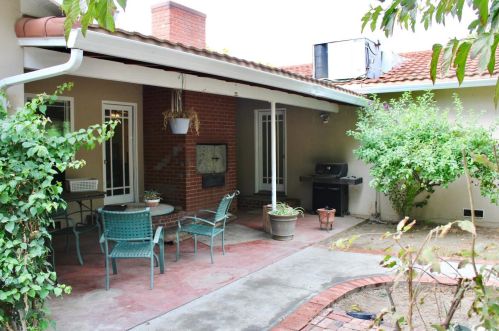 1032 S St, Newman CA  95360-1209 exterior