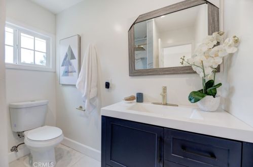 7812 Peachtree Ave, Van Nuys CA  91402-6514 exterior