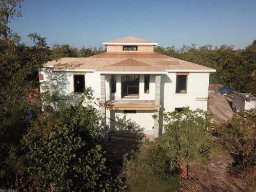 9441 Peaceful Dr, Sanibel, FL 33957-4212
