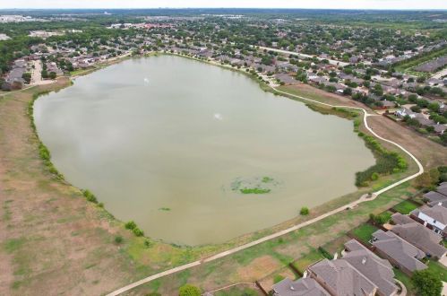 8230 Winter Falls Trl, Hurst TX  76053-7449 exterior