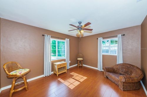 2152 75th Way, Saint Petersburg FL  33710-3846 exterior