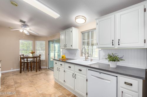 2550 Ellsworth Rd, Mesa, AZ 85209-2225