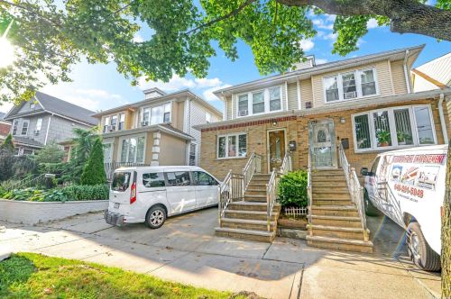 124-19 Hillside Ave, Jamaica, NY 11418-1743