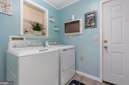 2224 Boas St, Harrisburg PA 17103-1713 exterior