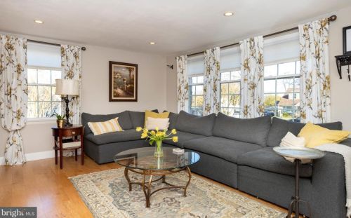 1202 Wedgewood Rd, Flourtown PA  19031-2127 exterior