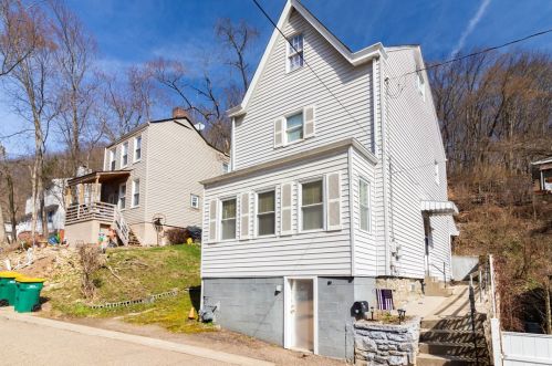 24 Winchell St, Pittsburgh, PA 15215-1318
