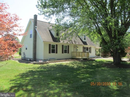 1385 Buck Mountain Rd, Weatherly, PA 18255-4231