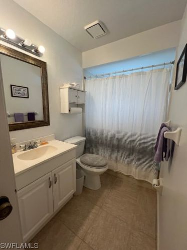 1422 Caywood Cir, Lehigh Acres FL  33936-5960 exterior