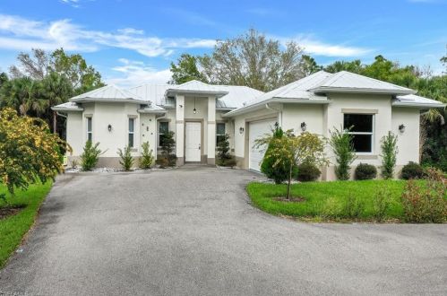 4875 20th Ave, Naples FL  34117-9194 exterior