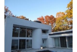 103 Laurel Valley Dr, Pine Neck NY  11963-2008 exterior