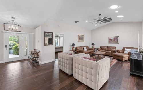 2904 Appaloosa Trl, West Palm Beach FL  33414-7639 exterior