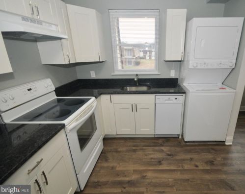 26 Florence Tollgate Pl, Florence NJ  exterior