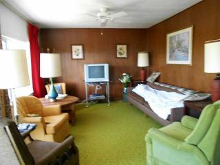 2593 Lakeview Rd, Listonburg, PA 15424-2111