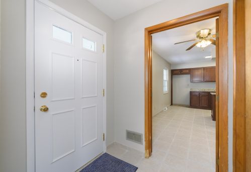421 Foster Ave, Florence, KY 41042-1826